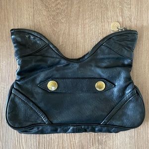 Gustto Black and Gold Clutch